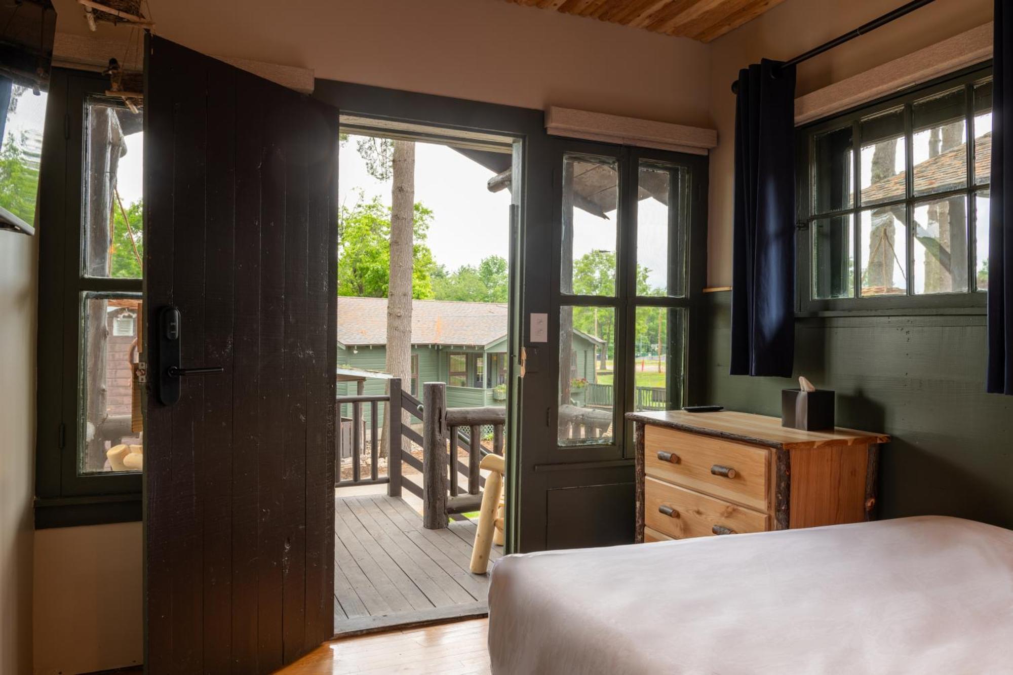 Lodge At Schroon Lake Exterior foto
